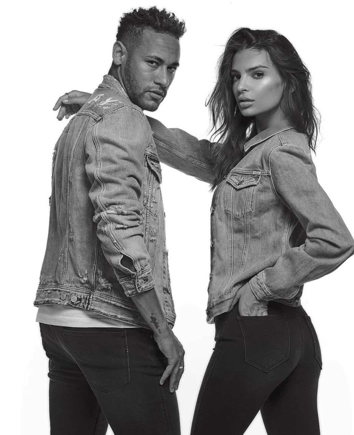 FOTO Emily Ratajkowski, poze SUPER HOT cu Neymar: ”E special”