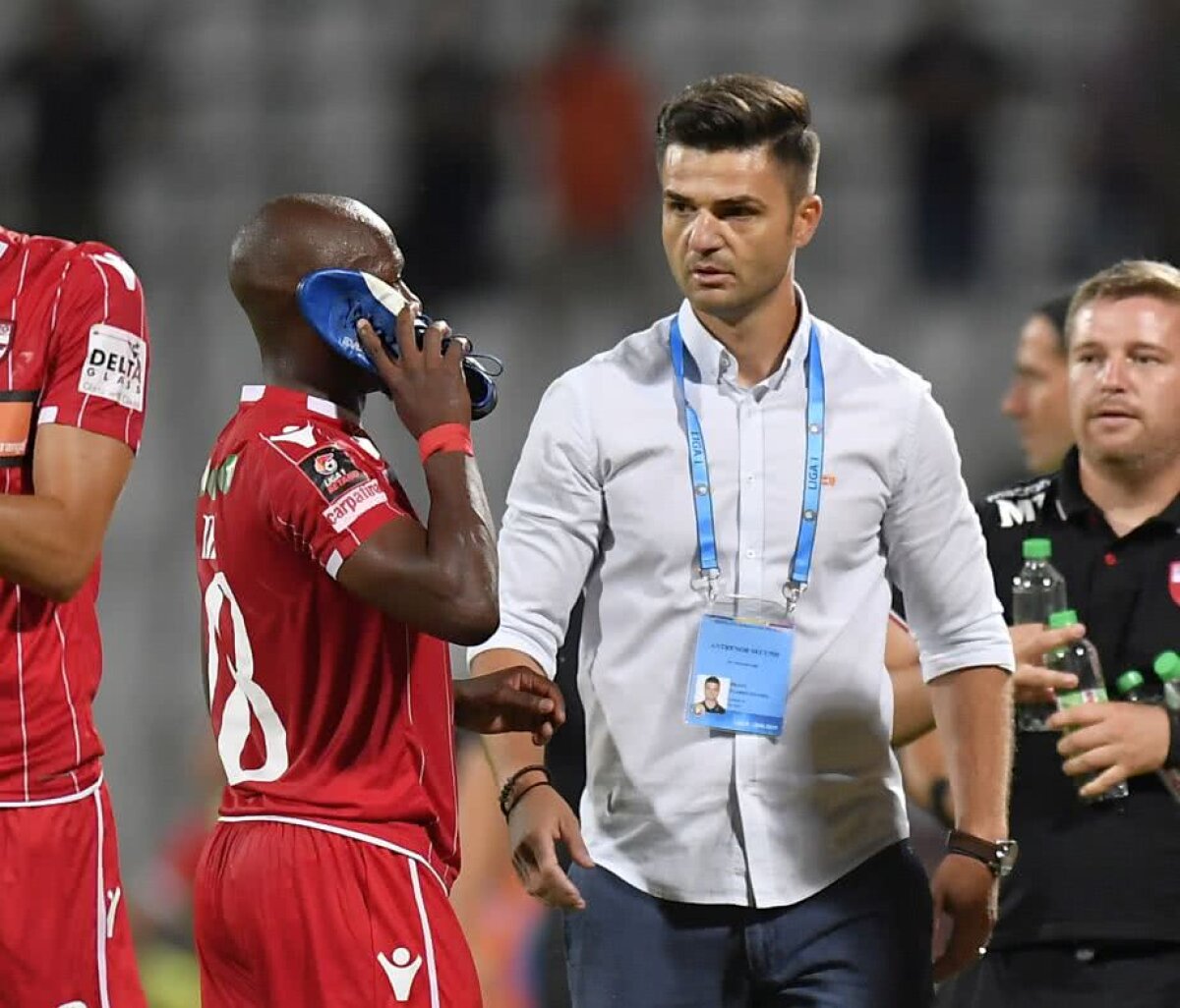 DINAMO - VIITORUL. Momente inedite în Ștefan cel Mare! Fotbalul a fost eclipsat de scandările fanilor și de bucuria lui Mahlangu :) 