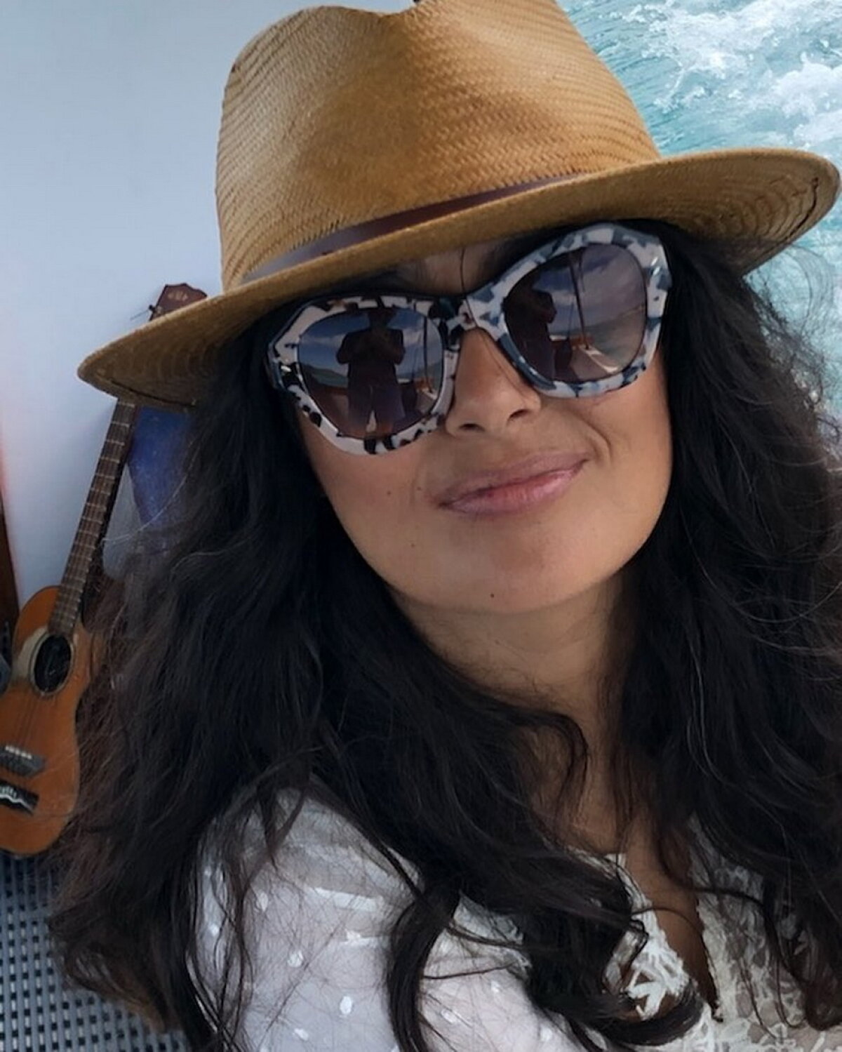 GALERIE FOTO Fotografii de colecție! Salma Hayek, încântătoare la 51 de ani