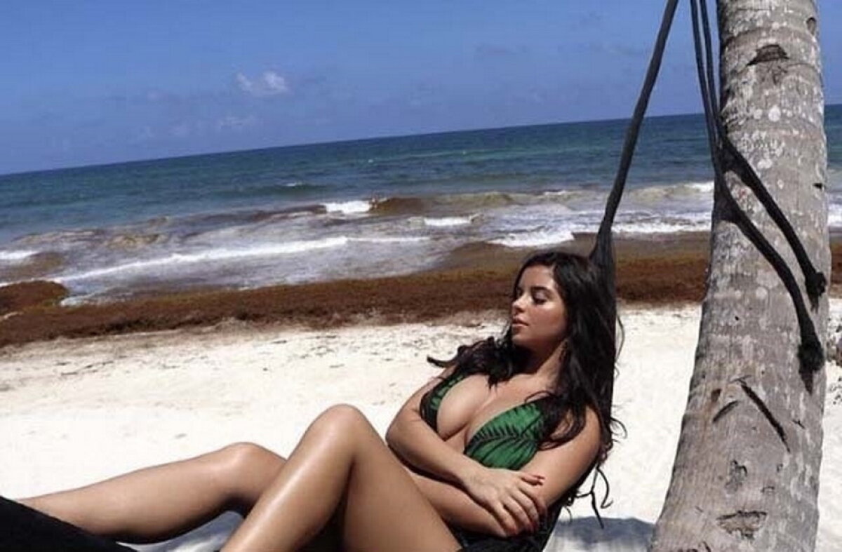 GALERIE FOTO Apariţii de infarct a celei mai sexy dive britanice!