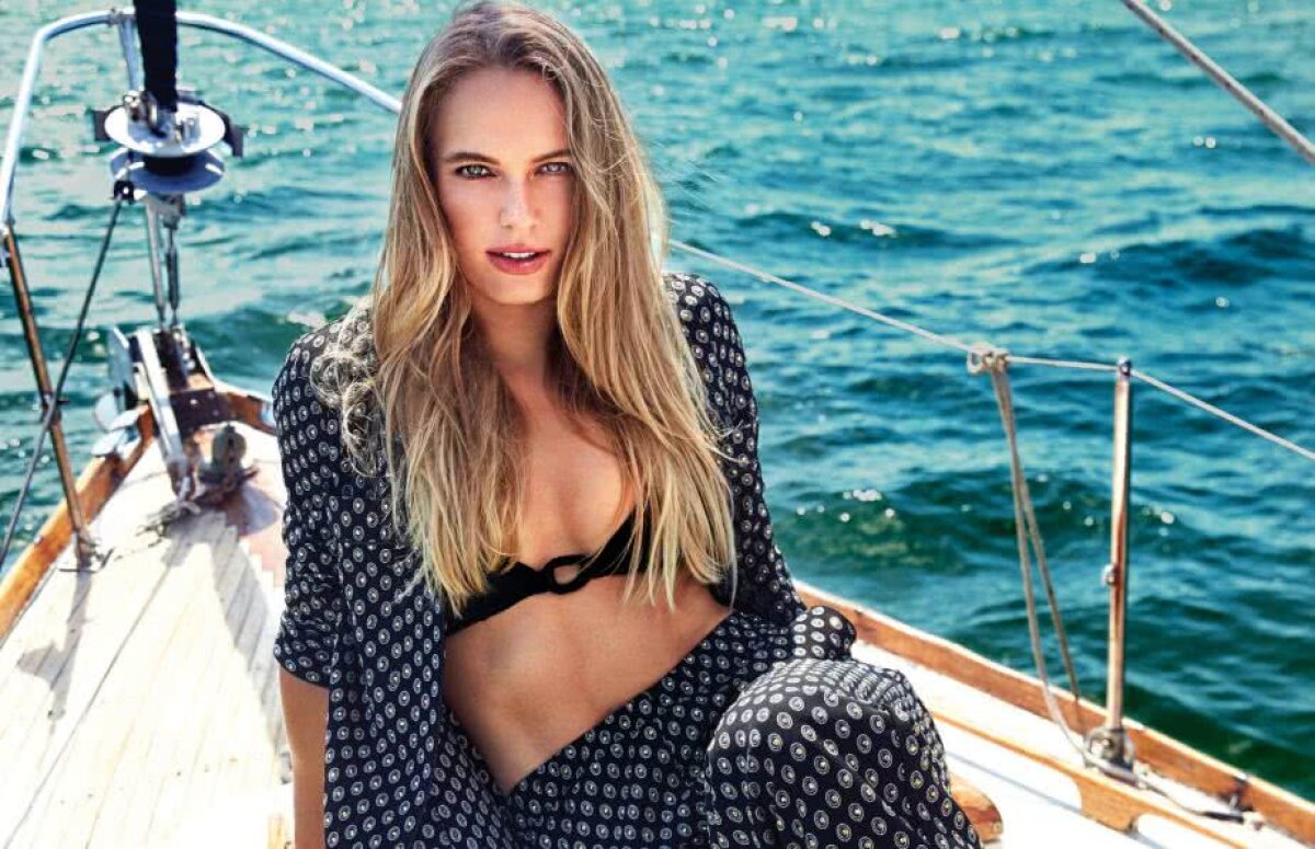 FOTO Glamour Girls » Imagini fierbinți cu trei dintre cele mai sexy tenismene: Wozniacki, Sharapova și Kvitova, vedete în revistele glossy din august