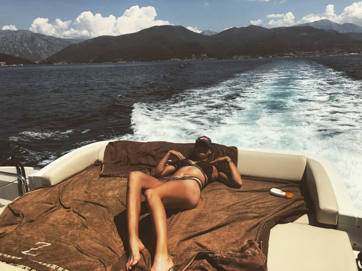 SIMONA HALEP - ARYNA SABALENKA // FOTO Lipsită de inhibiții » Tânăra adversară a Simonei din semifinalele de la Cincinnati pozează în ipostaze provocatoare pe Instagram