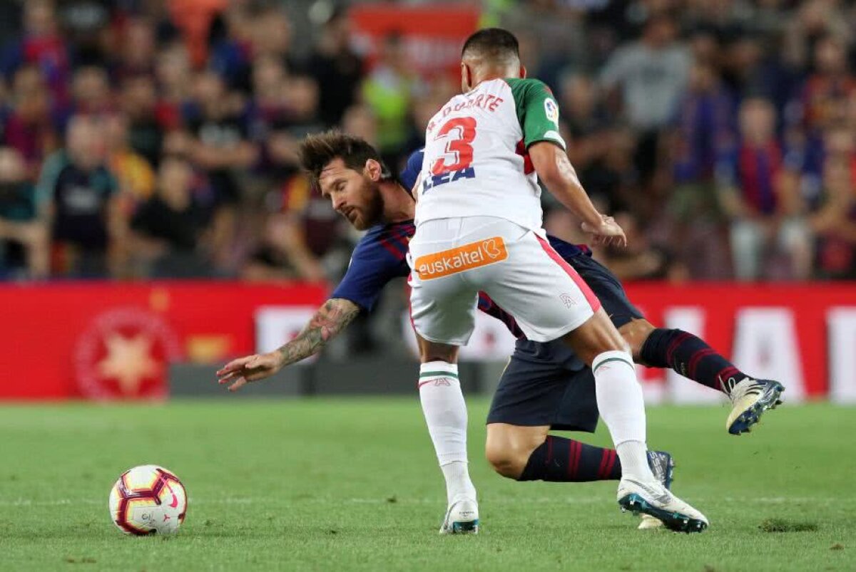 FOTO Barcelona - Alaves 3-0 » Fanii blaugrana sunt în extaz: ce se întâmplă de câte ori marchează Messi primul gol al sezonului