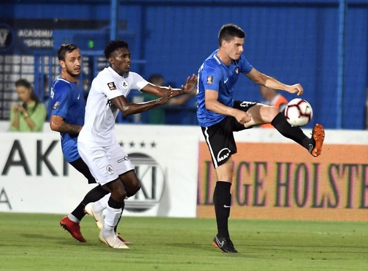 VIITORUL - GAZ METAN 2-0 // FOTO Echipa lui Hagi o învinge clar pe Gaz Metan și urcă pe locul 4! Evoluție perfectă pentru Viitorul în meciul în care Denis Drăguș a sclipit