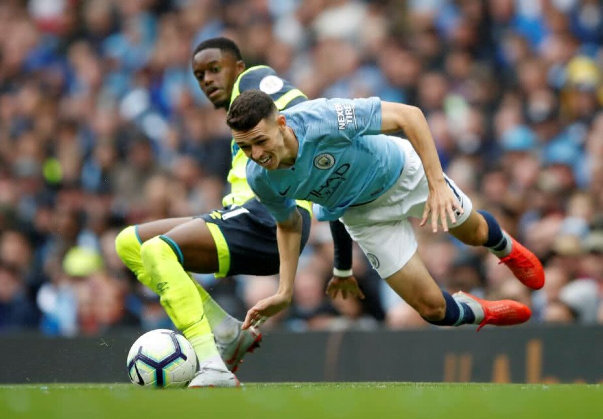 MANCHESTER CITY - HUDDERSFIELD 6-1 // FOTO Guardiola demolează Premier League: hat-trick de senzație Aguero + gestul superb al lui David Silva pentru copilul său născut prematur 