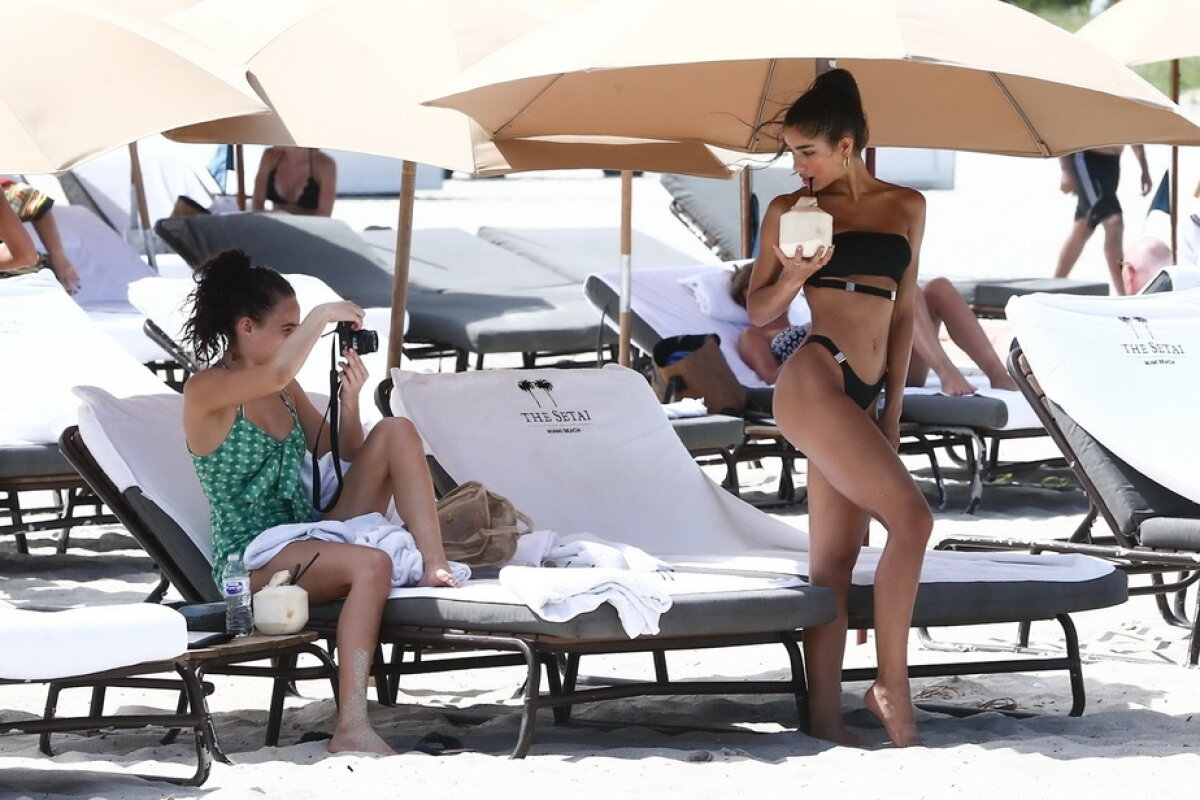 GALERIE FOTO Yovanna Ventura are un posterior perfect tonifiat » Bruneta se află pe plaja din Miami, unde încinge imaginaţia masculilor
