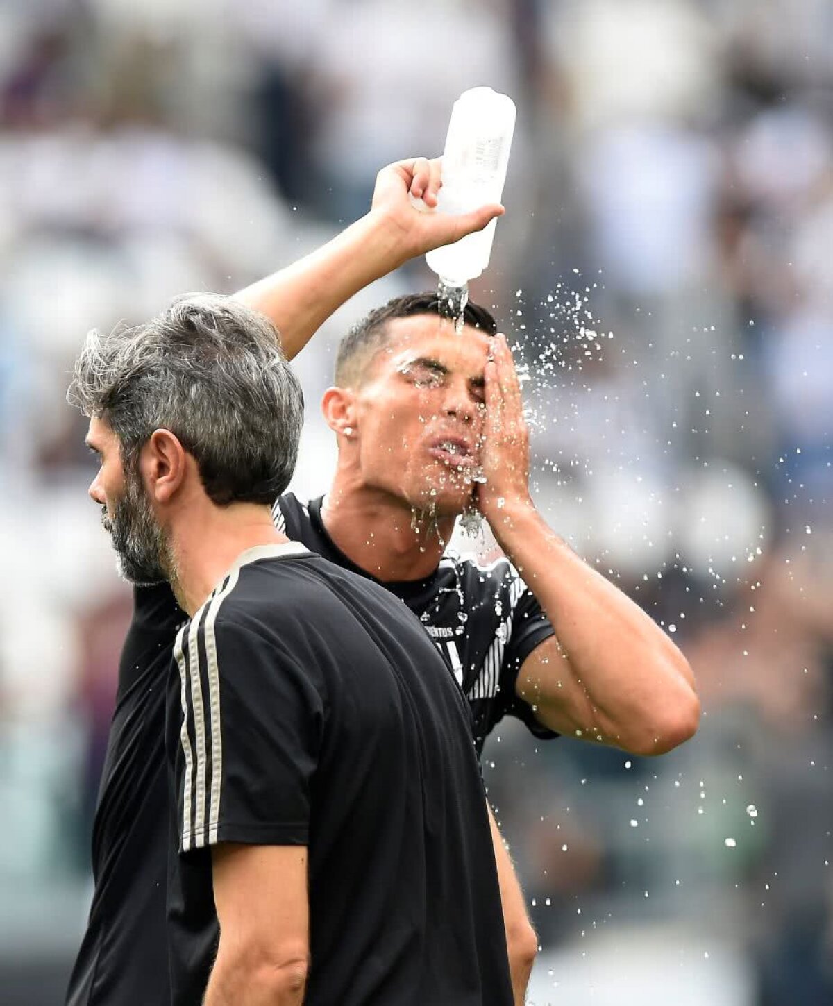 FOTO Cristiano Ronaldo îl învinge pe Ștefan Radu! Început perfect de campionat pentru Juventus Torino