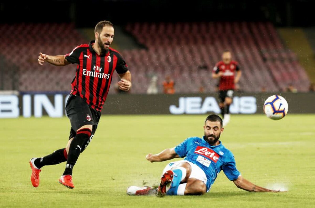 FOTO Napoli reușește a 2-a remontada în două derby-uri consecutive! Milan, ultima victimă a lui Ancelotti