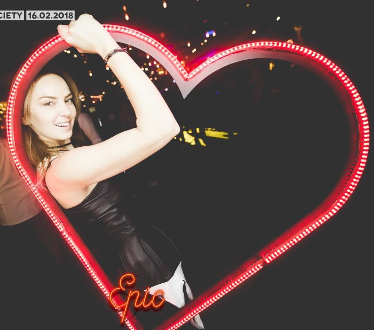 FOTO O mai ții minte pe ”Mama Natură”? Roxana Ionescu arată mai sexy ca niciodată