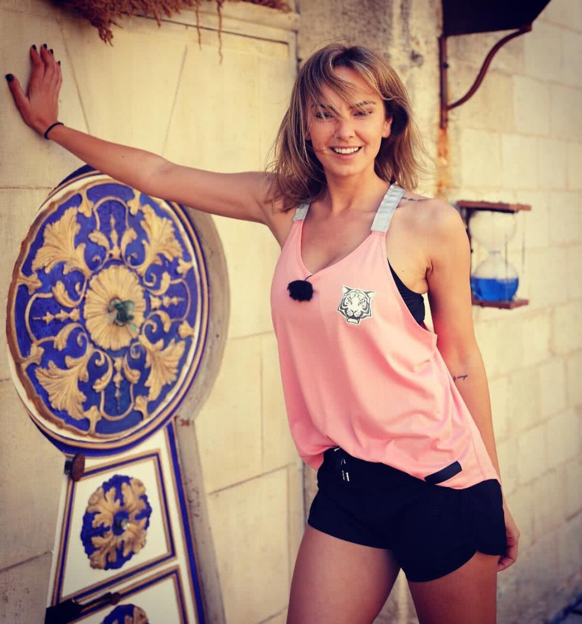 FOTO O mai ții minte pe ”Mama Natură”? Roxana Ionescu arată mai sexy ca niciodată