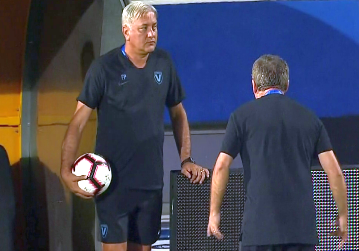 VIITORUL - FCSB // FOTO Moment tensionat pe banca Viitorului » Hagi și-a ieșit din minți și a țipat la antrenorul de portari!