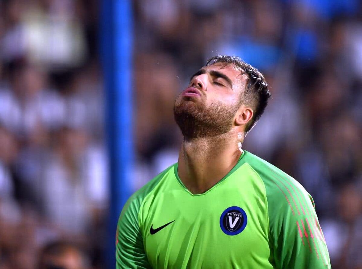 VIITORUL - FCSB // FOTO Moment tensionat pe banca Viitorului » Hagi și-a ieșit din minți și a țipat la antrenorul de portari!