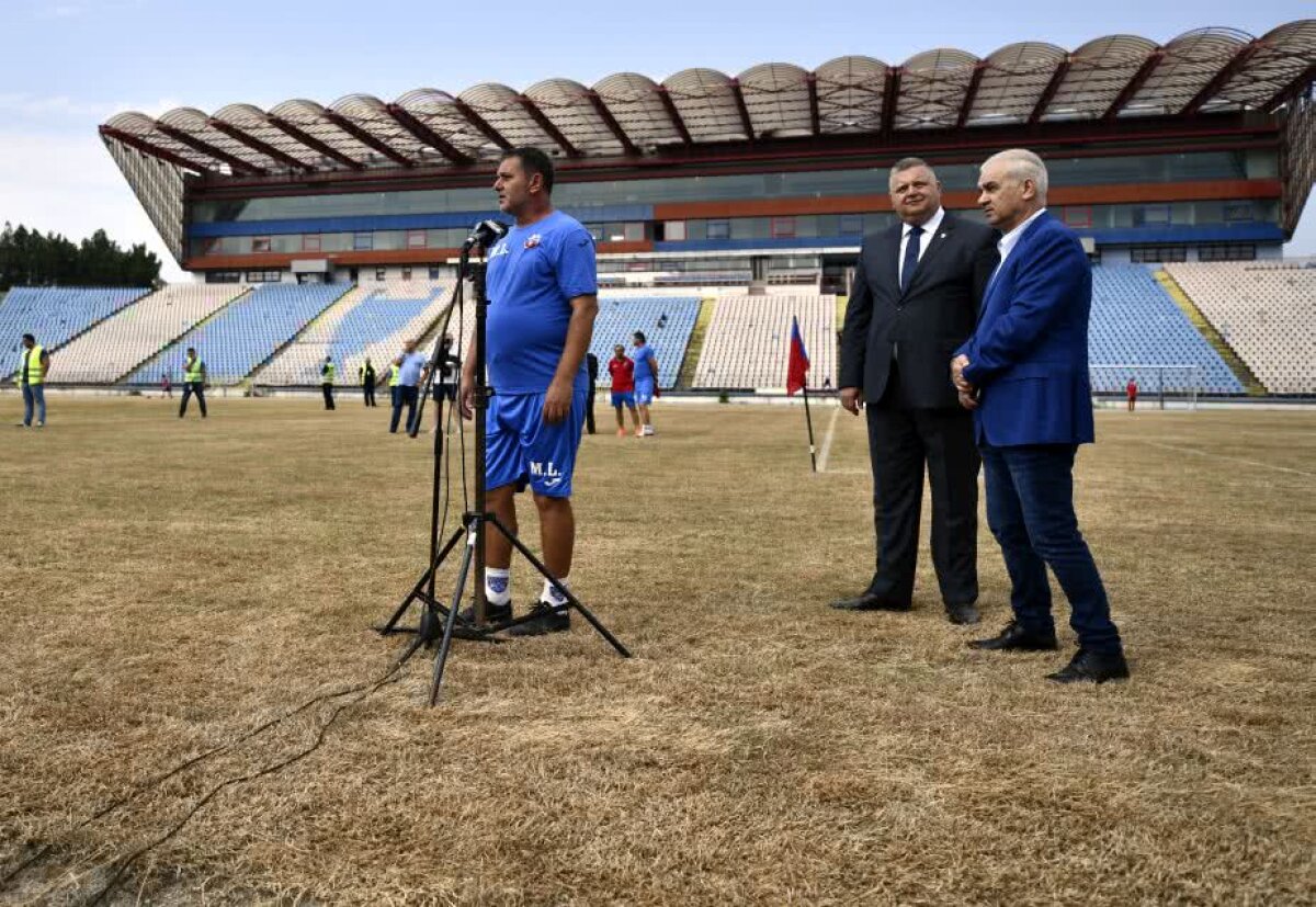 GALERIE FOTO Lăcătuș și Iordănescu au vorbit înaintea demolării stadionului Ghencea + Alte glorii steliste au fost prezente la eveniment