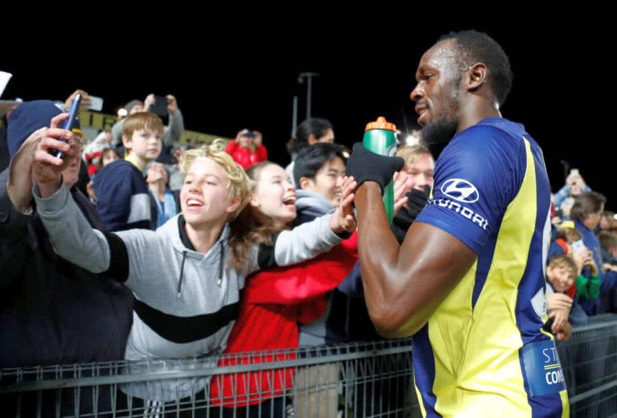 VIDEO+FOTO Usain Bolt a debutat în fotbalul profesionist! » "Nu sunt ca Messi, dar încerc să-l copiez pe Ronaldo"