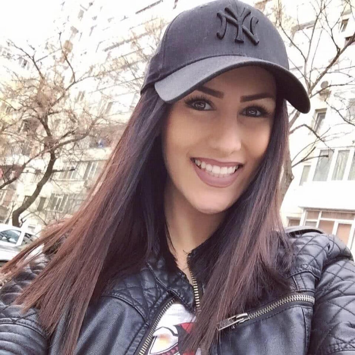 VIDEO&FOTO Imagini SUPERBE de la nunta cele mai SEXY fane a CSA Steaua: torțe și cântece de peluză