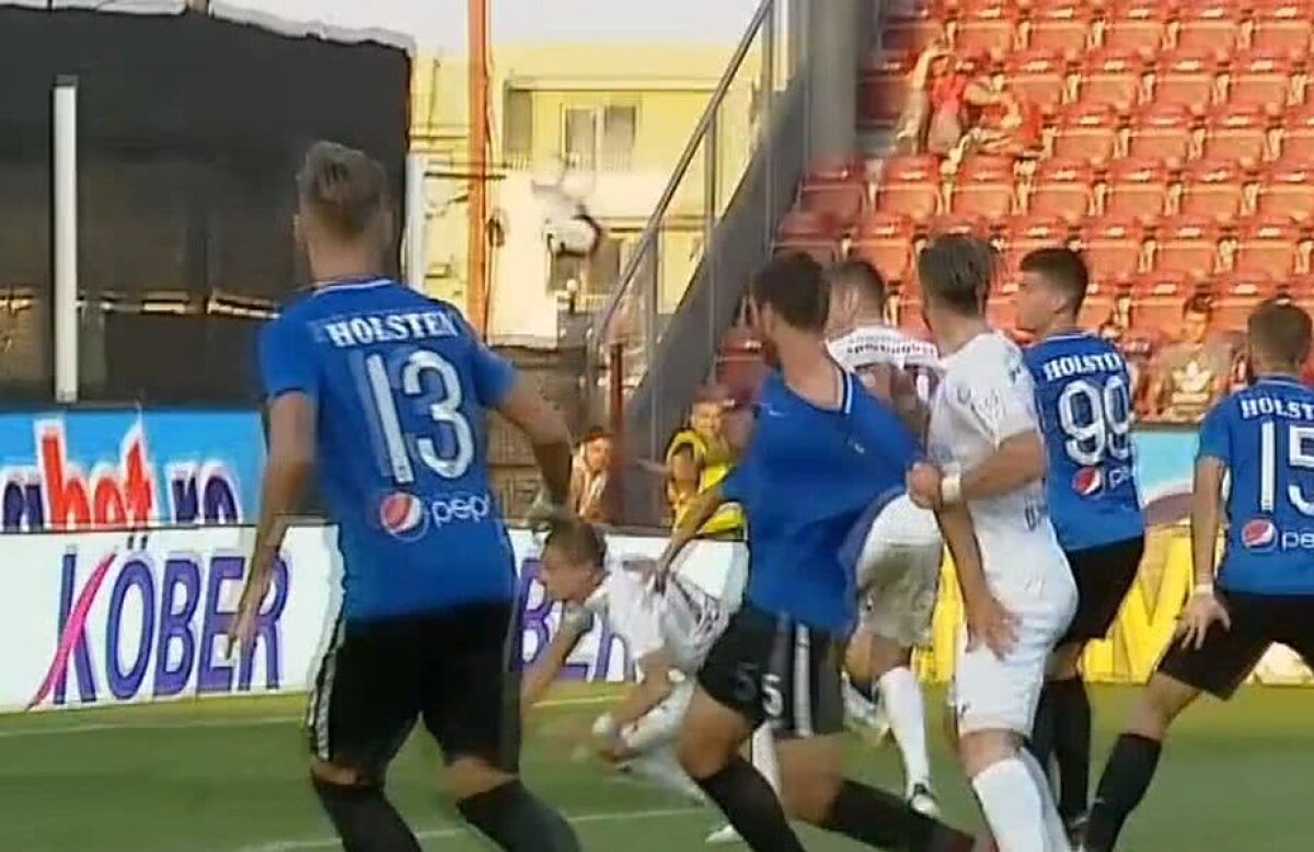 CFR CLUJ - VIITORUL // FOTO Hațegan i-a refuzat un penalty Viitorului în Gruia » Ce i-a strigat Hagi arbitrului 