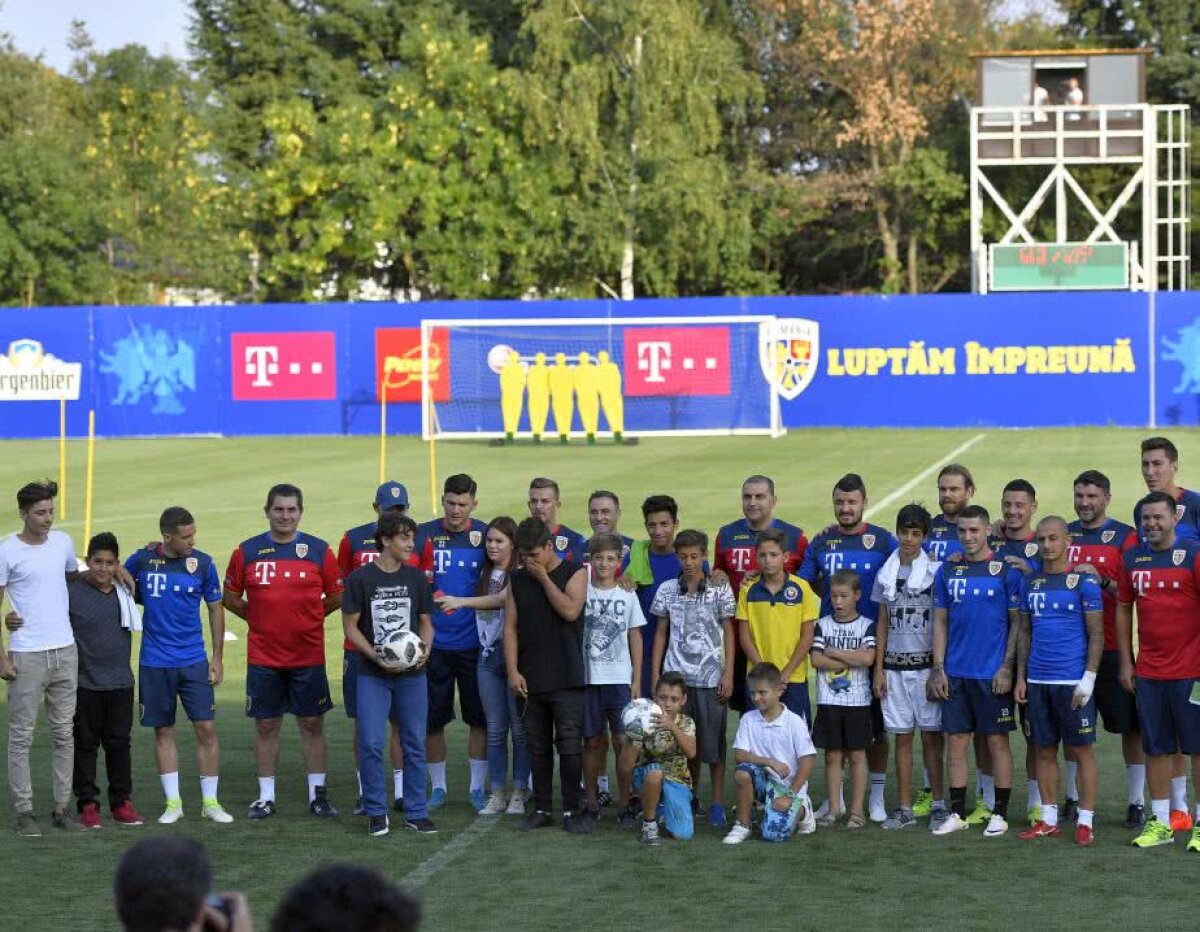 GALERIE FOTO Primul antrenament al "tricolorilor" înaintea "dublei" cu Muntenegru și Serbia din Liga Națiunilor