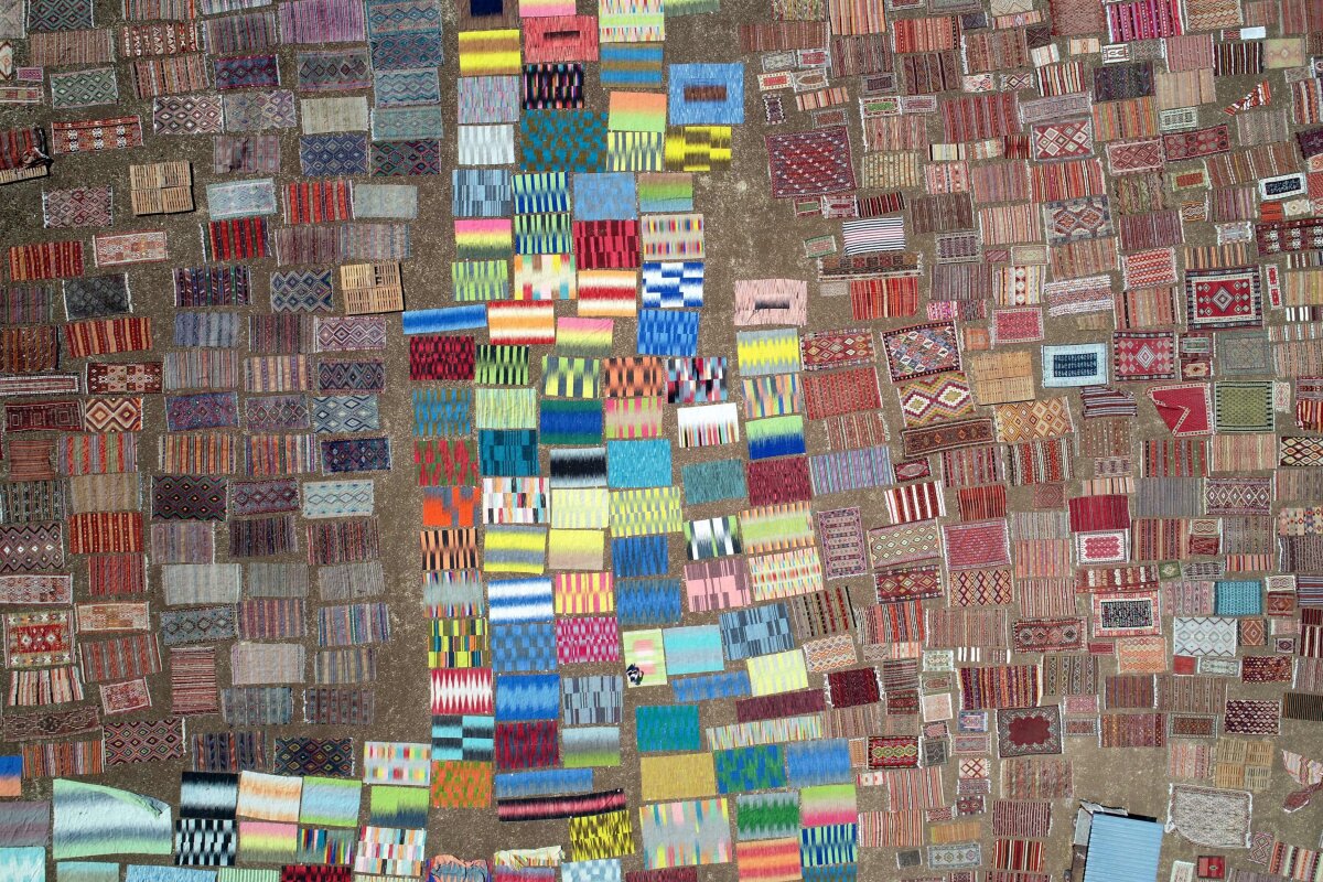 FOTO Spectaculos! Vă era dor de covoarele persane? Iată cum sunt produse în Turcia