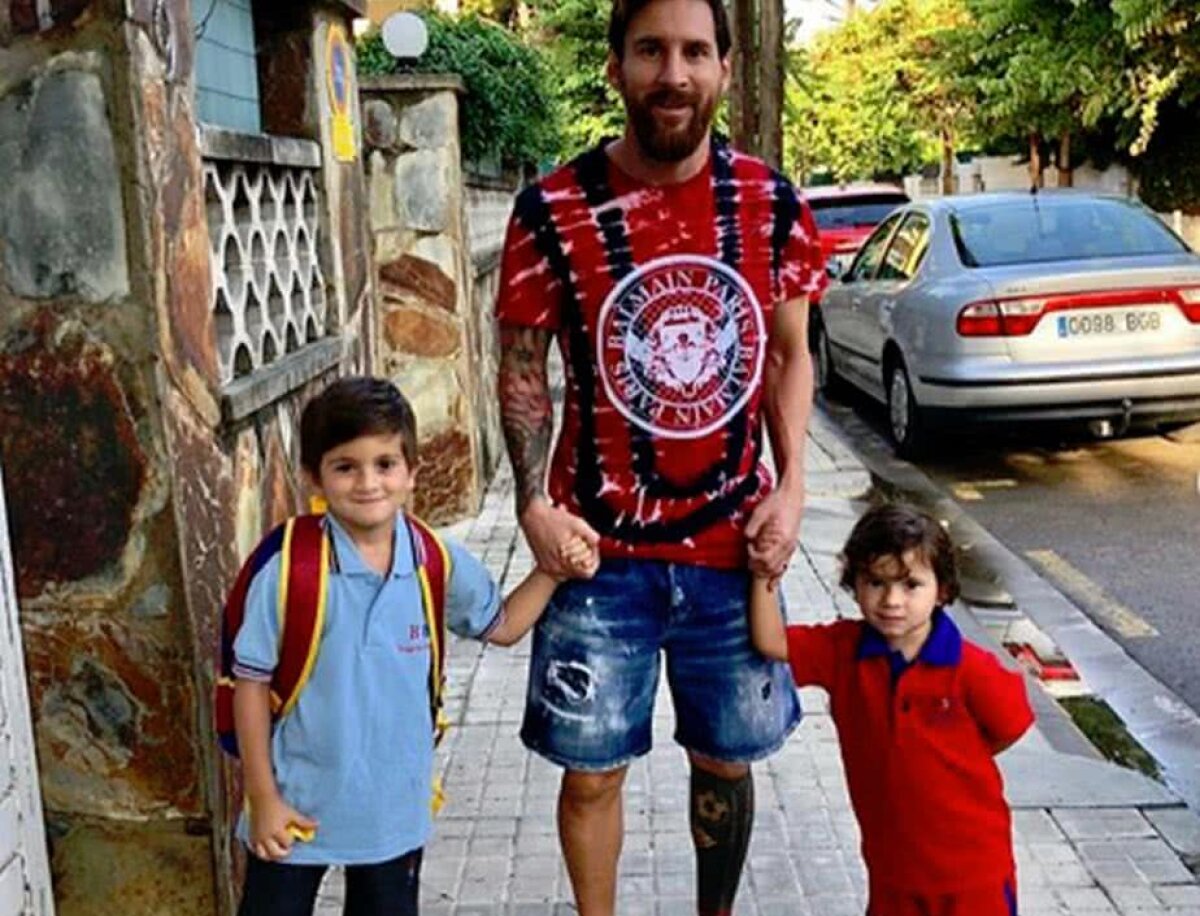 FOTO Cealaltă față a lui Messi » Argentinianul a "rupt" internetul în doar două ore » Fotografiile cu care a strâns 2 milioane de aprecieri