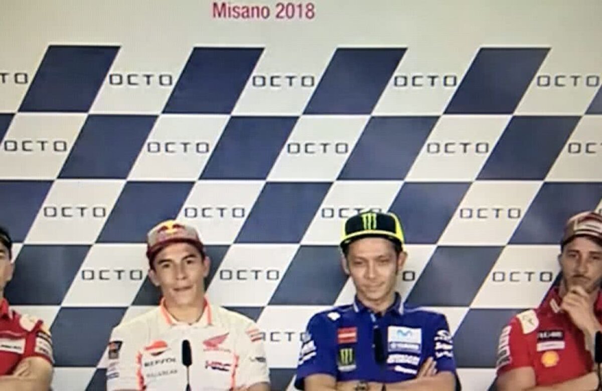 FOTO ȘI VIDEO » Rossi l-a umilit pe Marquez la conferința de presă! Imaginile au făcut înconjurul lumii! Lorenzo îl atacă pe "Doctor": "Se poartă ca un copil"