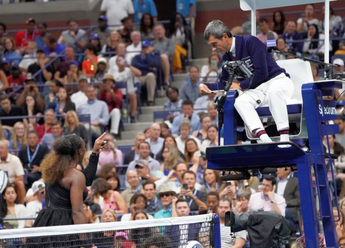FOTO + VIDEO Momente incredibile la US Open! Serena Williams a pierdut finala cu Naomi Osaka după un meci scăpat de sub control: "Nu se poate! Eu nu trișez!"
