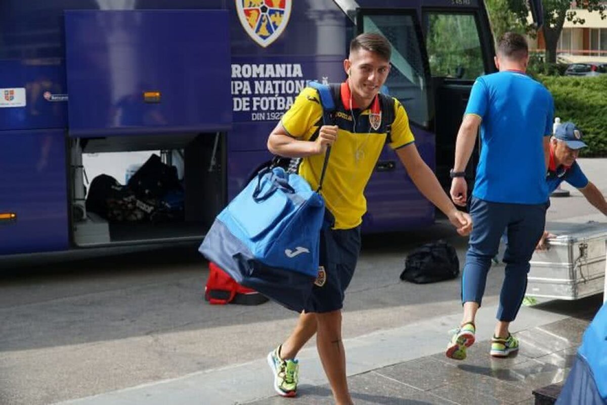 ROMÂNIA U21 - BOSNIA U21 » "Tricolorii mici" au ajuns astăzi la Constanța » Cine a fost show-man-ul trupei lui Mirel Rădoi :) 