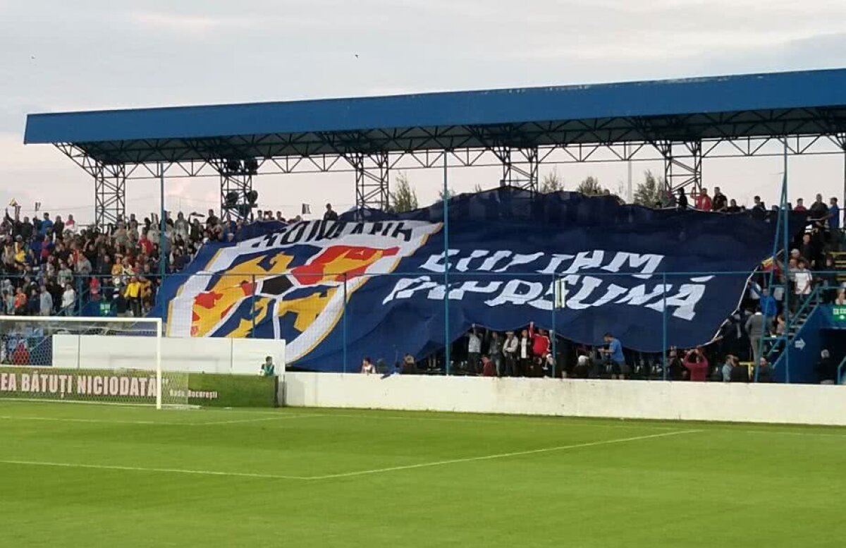 ROMÂNIA U21 - BOSNIA U21 // FOTO Mai iubiți decât naționala mare! Atmosfera de la meciul unei generații + coregrafia din start