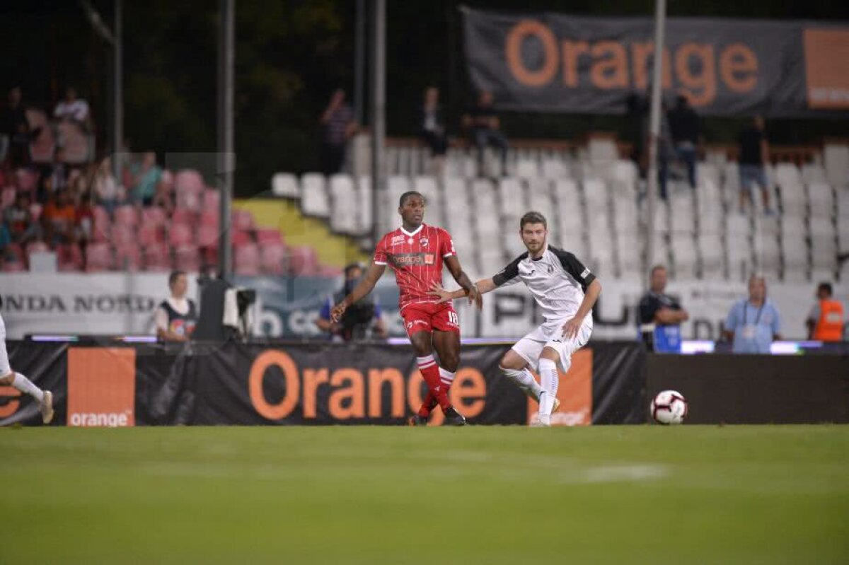 GALERIE FOTO Denis pericol public în "Groapă"! Alibec s-a distrat cu Dinamo, iar Astra a câștigat, 2-1 