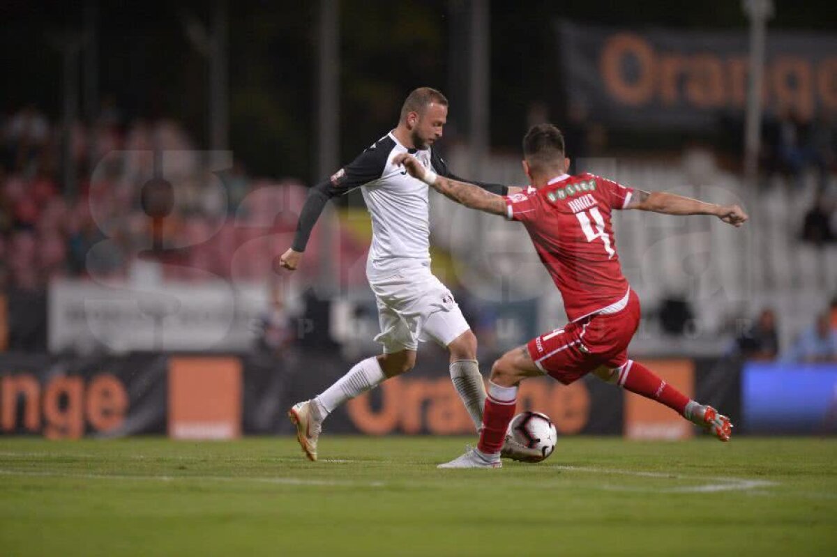 GALERIE FOTO Denis pericol public în "Groapă"! Alibec s-a distrat cu Dinamo, iar Astra a câștigat, 2-1 