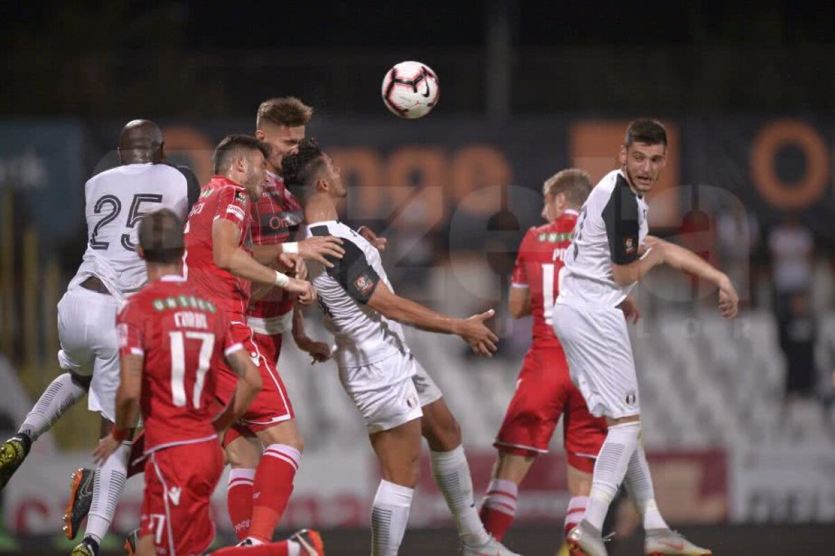 GALERIE FOTO Denis pericol public în "Groapă"! Alibec s-a distrat cu Dinamo, iar Astra a câștigat, 2-1 