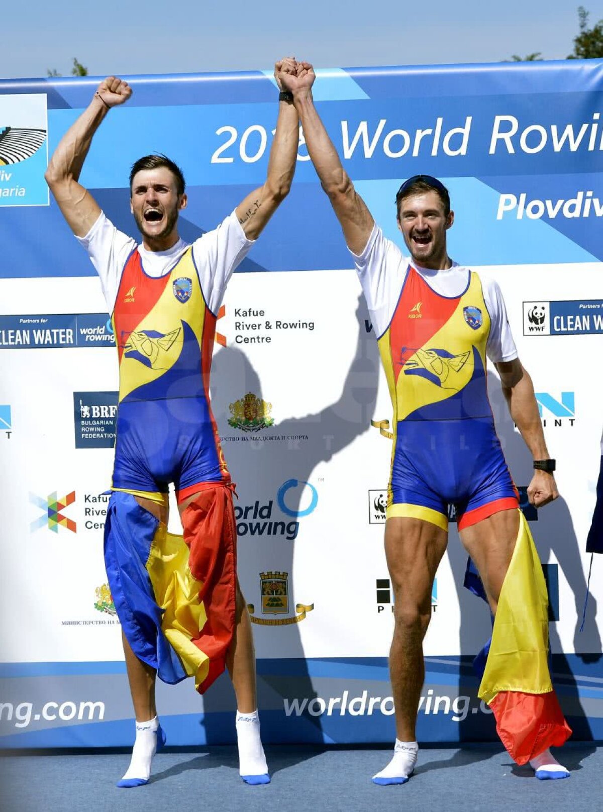 VIDEO Corespondență din Bulgaria » România e campioana Mondială la canotaj! Aur pentru Lehaci-Cozmiuc și Beleagă + argint pentru Tudosă și Cozmiuc