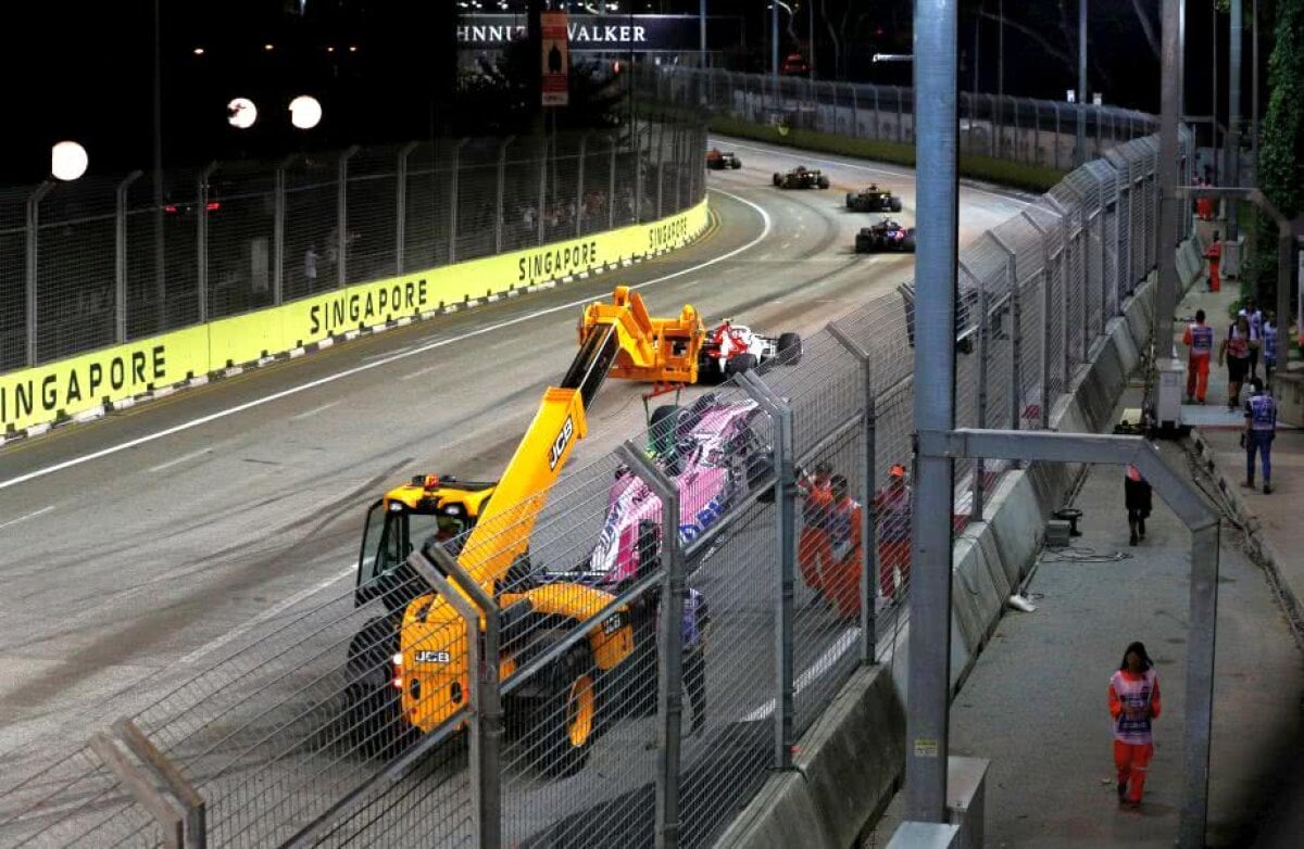 FORMULA 1 // GALERIE FOTO + VIDEO Ultima gafă i-a scos din minți pe șefi » Măsuri draconice anunțate la echipă: "Nu putem să acceptăm așa ceva, ne întoarcem la vechile reguli!"