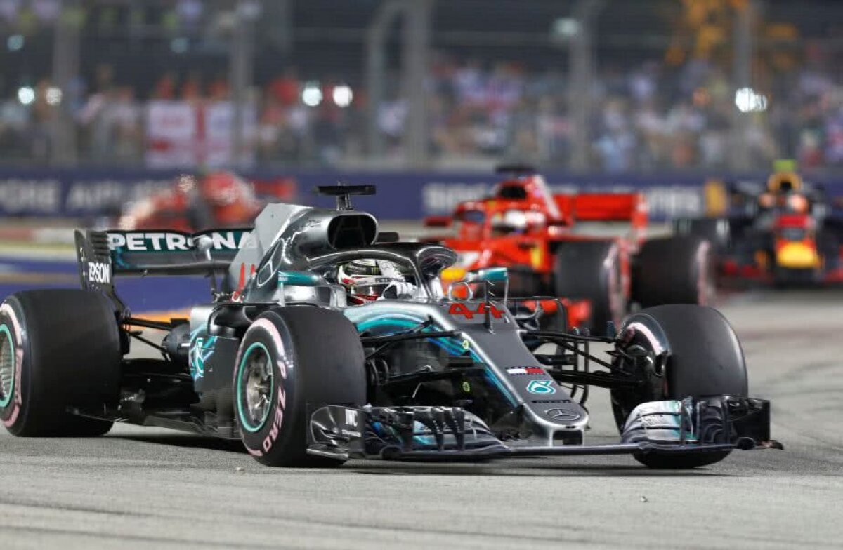 SINGAPORE GRAND-PRIX // Dominația continuă! Victorie categorică pentru Lewis Hamilton la Singapore, iar titlul mondial e tot mai aproape