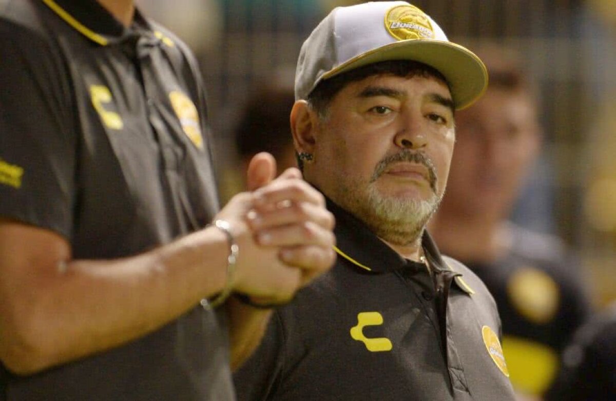 GALERIE FOTO Debut triumfal pentru Maradona în Mexic! A fost eroul serii și a făcut spectacol pe bancă