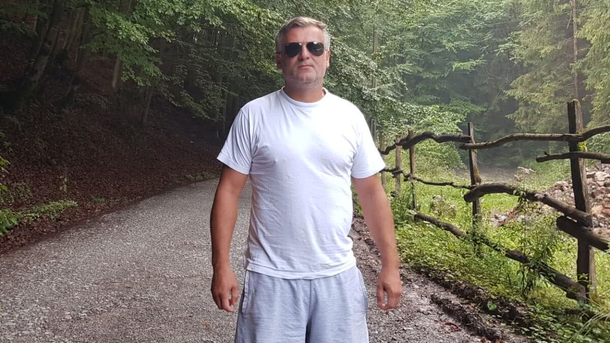 EXCLUSIV Interviu spectaculos acasă la Viorel Domocoș, în Bratca natală: "Am jucat la Craiova și la Dinamo, dar sunt stelist!" 