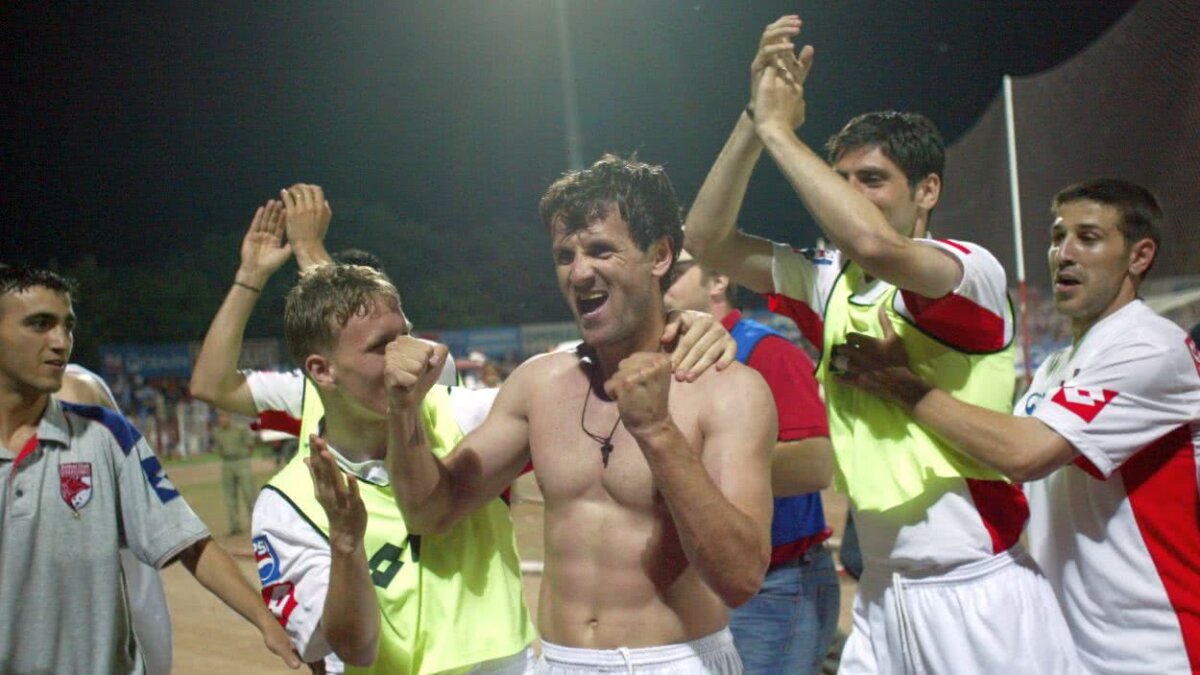 EXCLUSIV Interviu spectaculos acasă la Viorel Domocoș, în Bratca natală: "Am jucat la Craiova și la Dinamo, dar sunt stelist!" 