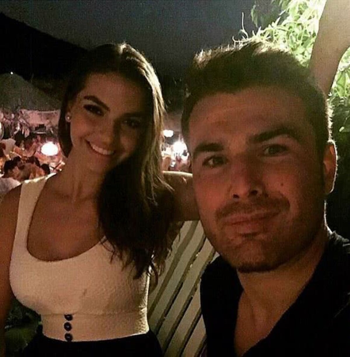 FOTO Soţia lui Adrian Mutu şi-a pus silicoane » Cum arată Sandra acum 