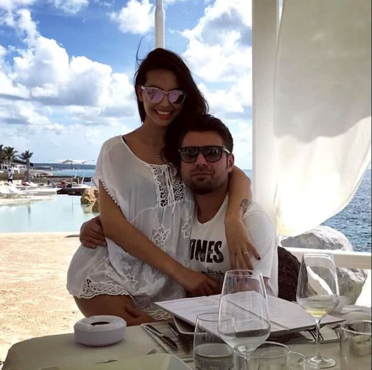 FOTO Soţia lui Adrian Mutu şi-a pus silicoane » Cum arată Sandra acum 