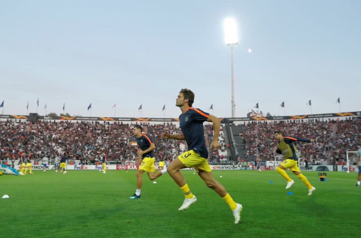 PAOK - CHELSEA // FOTO Intră iar în atenția UEFA? Ultrașii lui PAOK au declanșat infernul la meciul cu Chelsea din Europa League