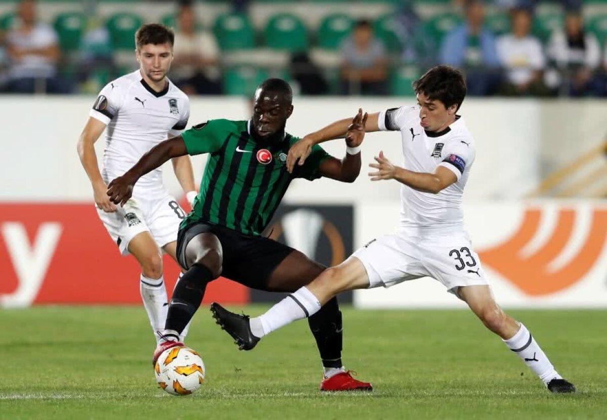 EUROPA LEAGUE // FOTO Toate rezultatele din prima etapă: Gol Keșeru și victorie pentru formația lui Andrei Ivan, Rapid Viena » PAOK a fost învinsă de Chelsea