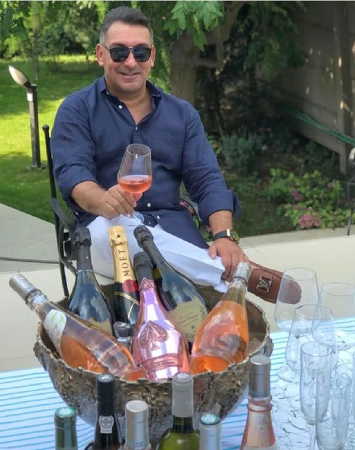 GALERIE FOTO Lordul » Ilie Dumitrescu face senzație cu fotografiile postate pe Instagram