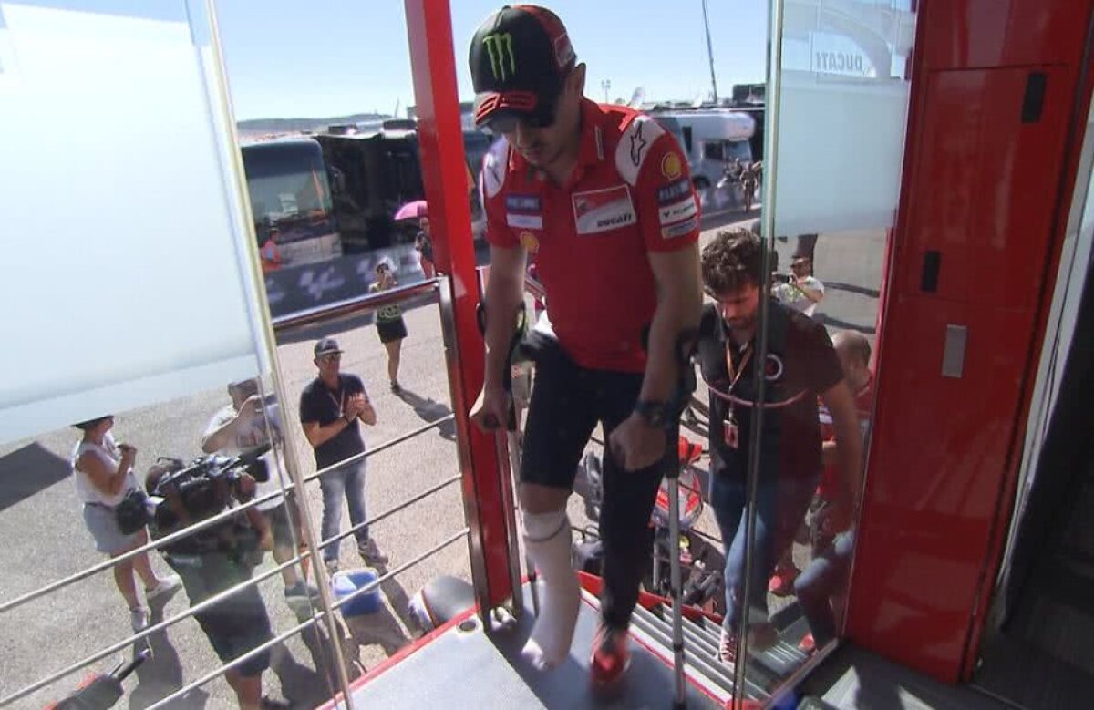 VIDEO + FOTO Acuze și amenințări la MotoGP » Jorge Lorenzo: "Marquez mi-a distrus piciorul și m-a scos din joc pentru etapa următoare! Aștept să-mi ceară scuze, altfel mă simt obligat să reacționez și eu"