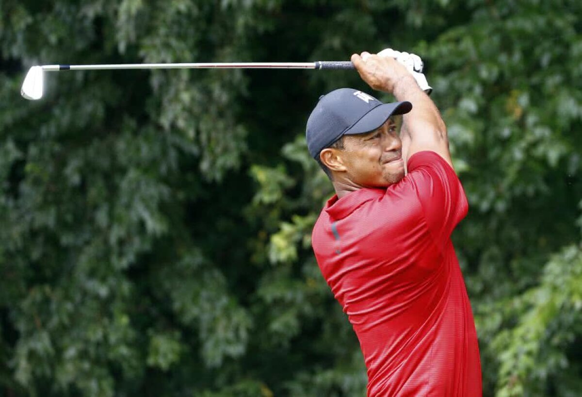 FOTO Tiger Woods, în lacrimi după primul turneu câștigat în ultimii 5 ani: "A fost greu să nu plâng după ultima gaură"