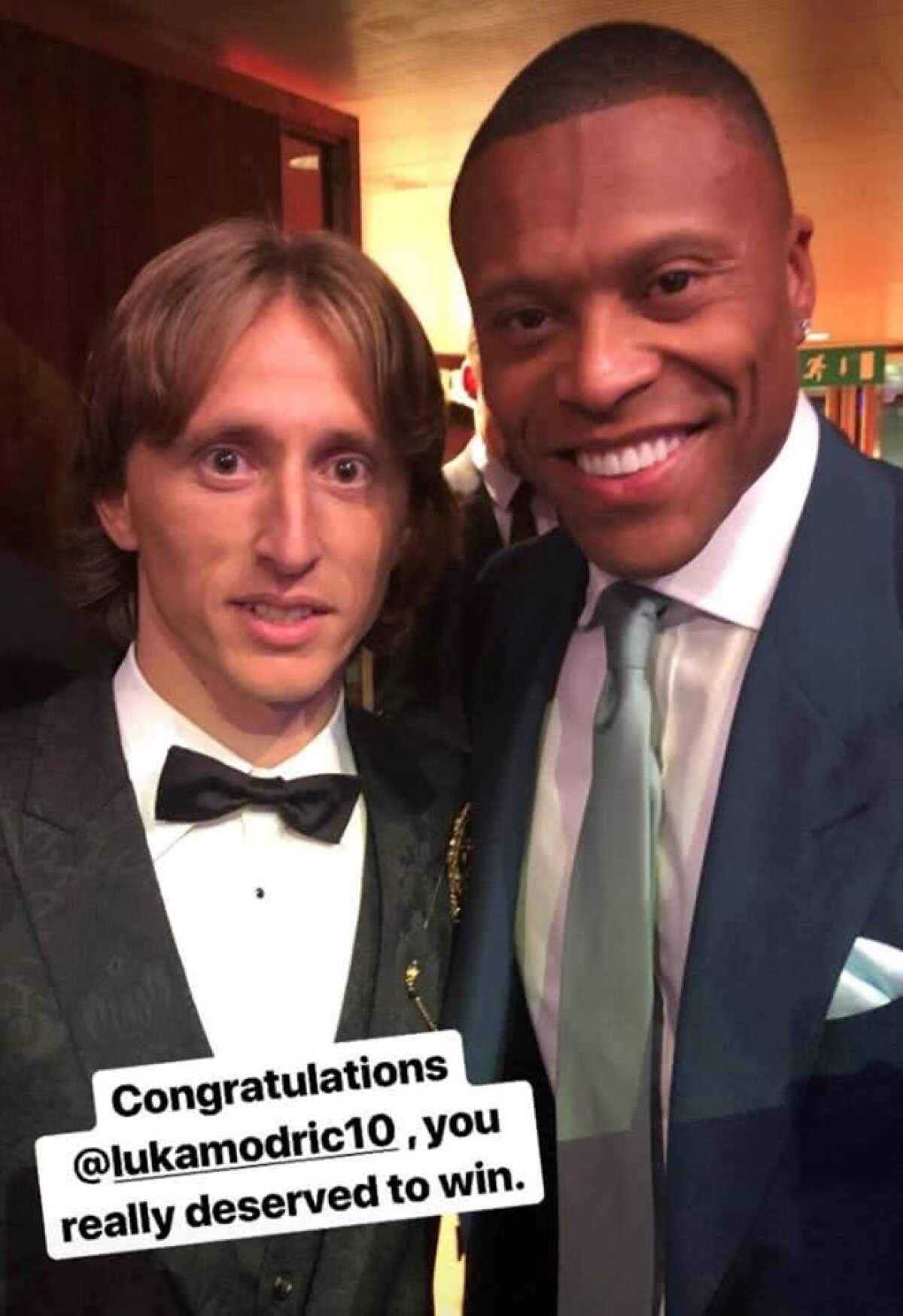 FOTO Un fotbalist din Liga 1 a fost la gala FIFA și s-a pozat cu Luka Modric: "Suntem bucuroși că jucătorul nostru a fost invitat!"
