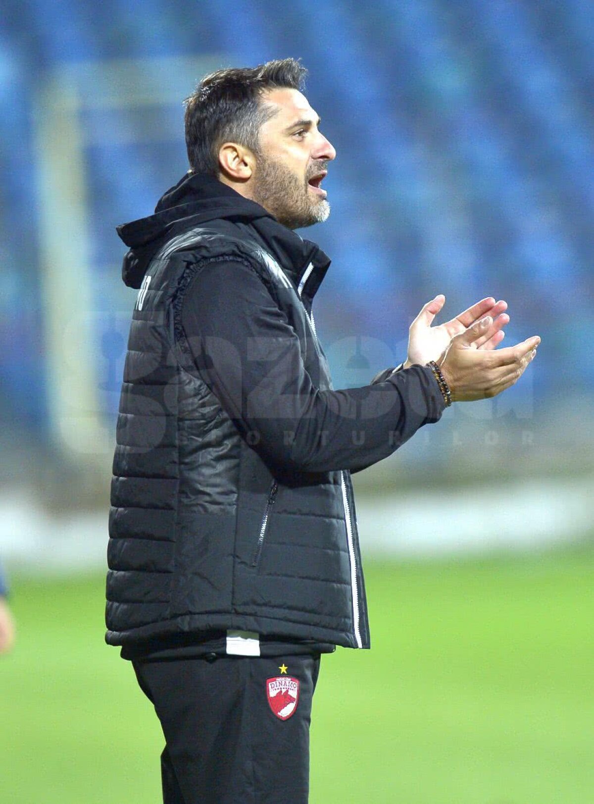 CUPA ROMÂNIEI // FOTO + VIDEO » Niculescu s-a scos cu Nistor la debutul pe banca lui Dinamo! Victorie clară cu Brăila în Cupă, dar și o tonă de ratări comice