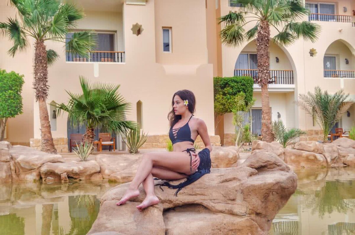 FOTO HOT Cine e Mimi de pe Instagram » E cea mai în vogă vloggeriță din România și postează imagini demențiale pe net