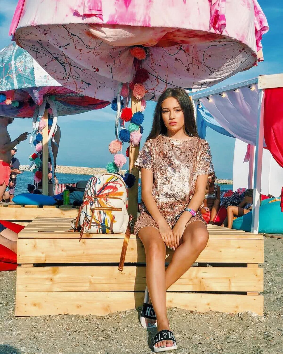 FOTO HOT Cine e Mimi de pe Instagram » E cea mai în vogă vloggeriță din România și postează imagini demențiale pe net