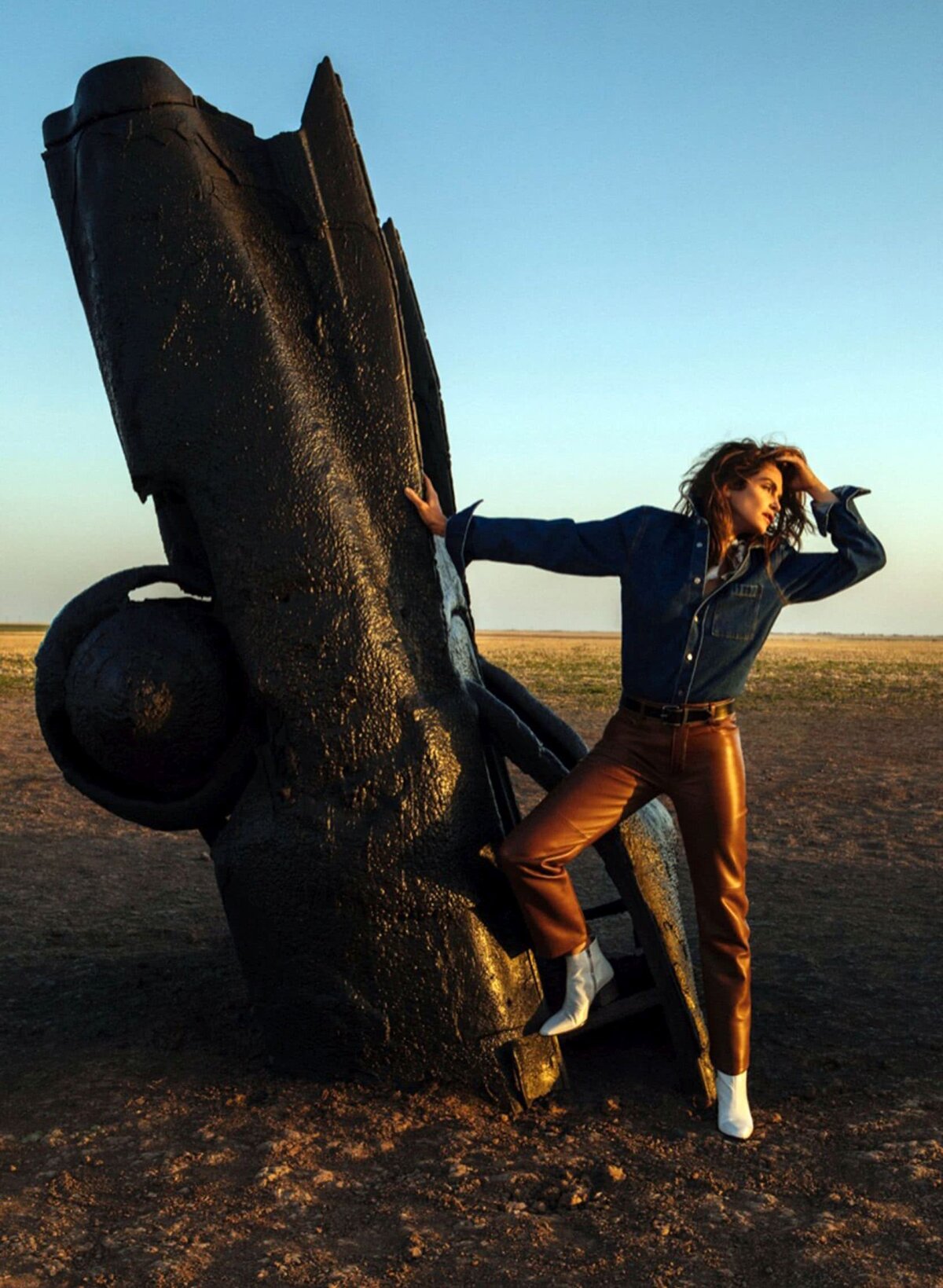FOTO WOOOW!!! Cindy Crawford a realizat un nou pictorial, iar imaginile par din anii '90