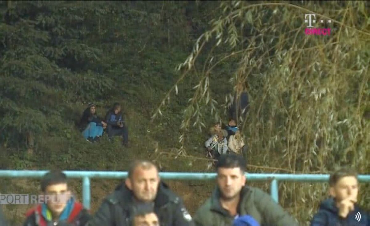 FOTO 5 informații de la Unirea Alba Iulia - FCSB » Grozav a venit la meci pentru fratele său + Tricoul cu numărul 1 a fost purtat de un atacant