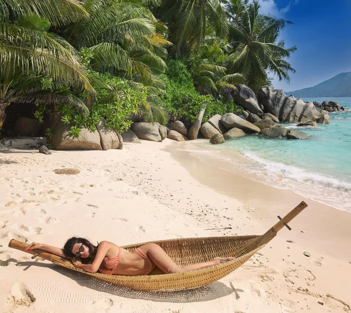 FOTO Soția celui mai nou transfer din Liga 1 e SUPER HOT! N-o să-ți vină să crezi ce postează pe Instagram